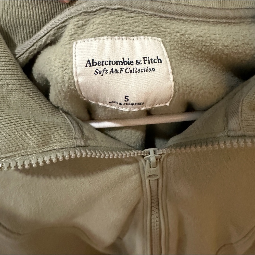 Abercrombie & Fitch quarter zip! - Picture 3 of 3